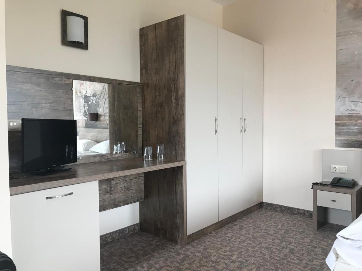Hotel Lira Napospart Kültér fotó